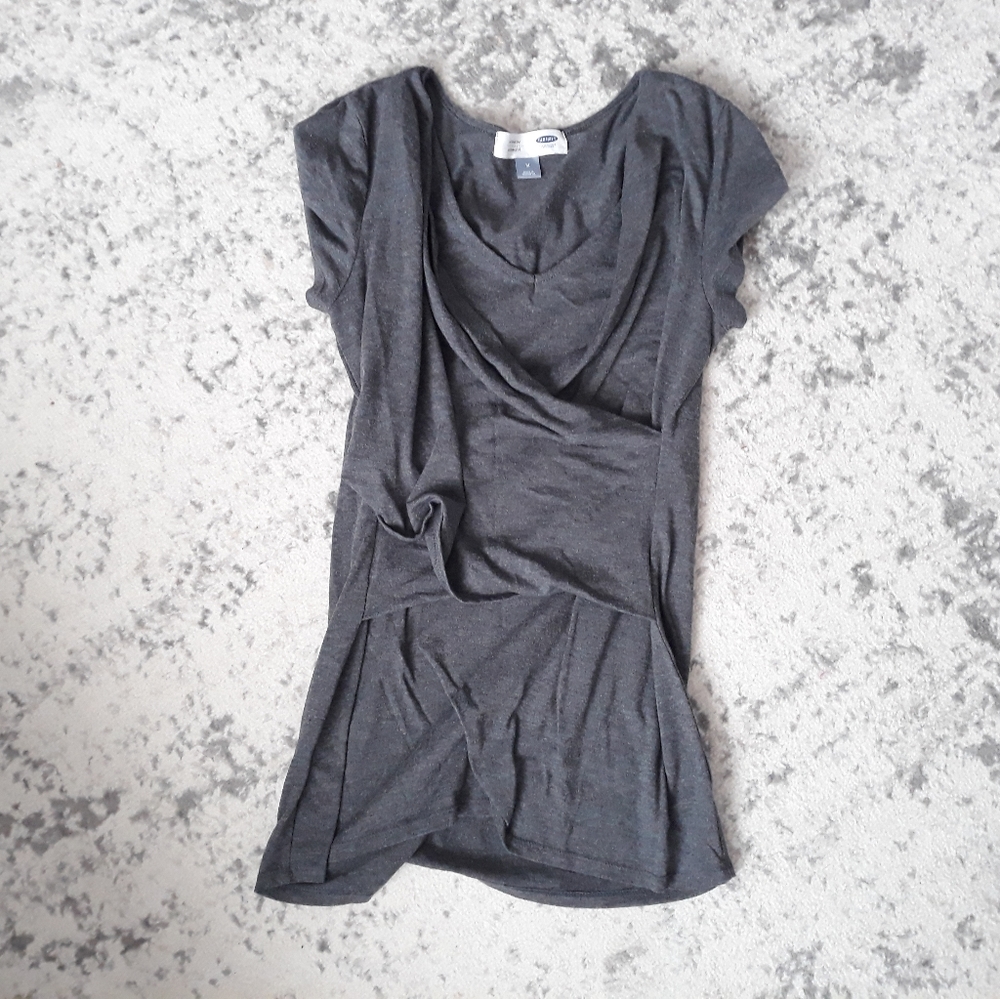 Old Navy Maternity shirt